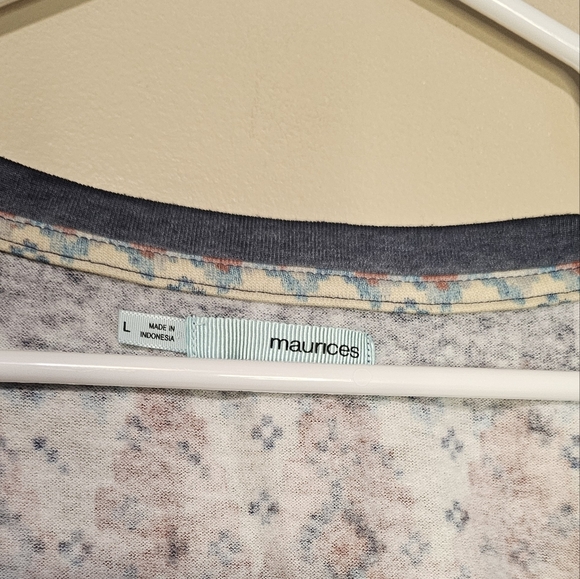 Maurices Long Sleeve Pullover Top Women's Size Large Multicolored Shirt - Picture 3 of 5